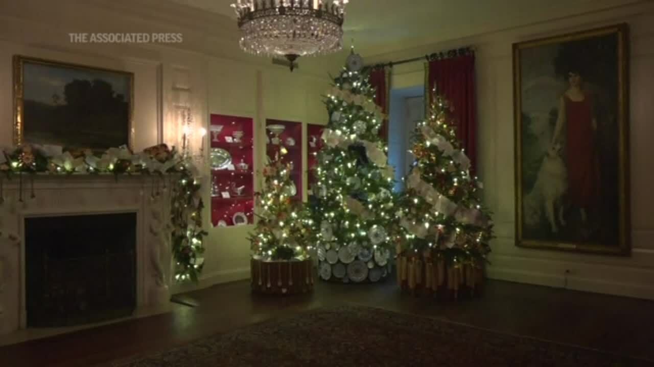 Ornament honors gingerbread White House tradition